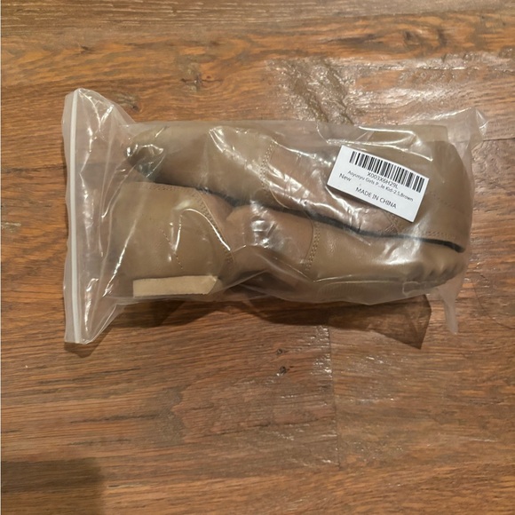 Tan Ankle Boots - Picture 1 of 3